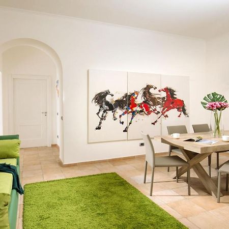 Myapartsuite Colosseo โรม ภายนอก รูปภาพ